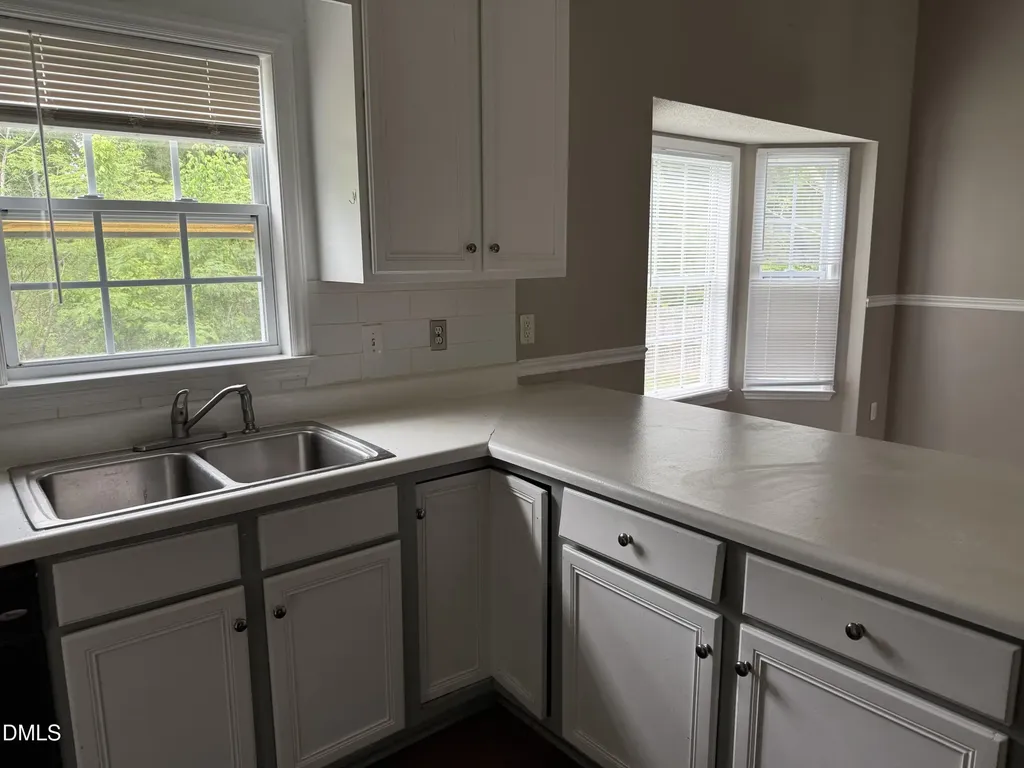 101 Thompson Drive Selma NC 27576