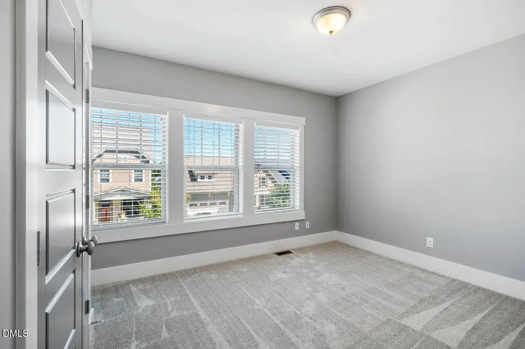 44 Tarwick Avenue Chapel Hill NC 27516