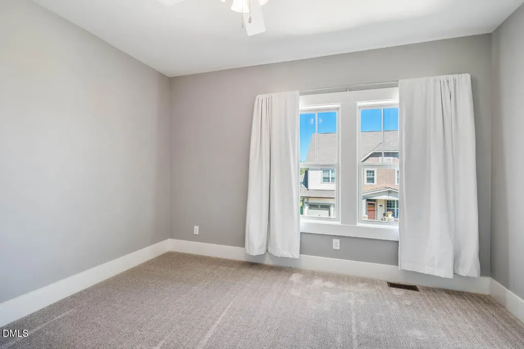 44 Tarwick Avenue Chapel Hill NC 27516