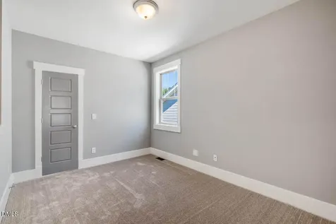 44 Tarwick Avenue Chapel Hill NC 27516