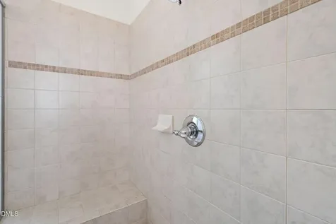 207 Oxfordshire Lane Chapel Hill NC 27517