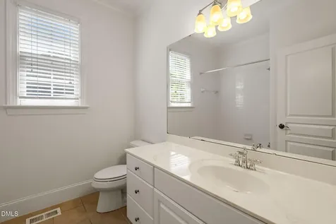 207 Oxfordshire Lane Chapel Hill NC 27517