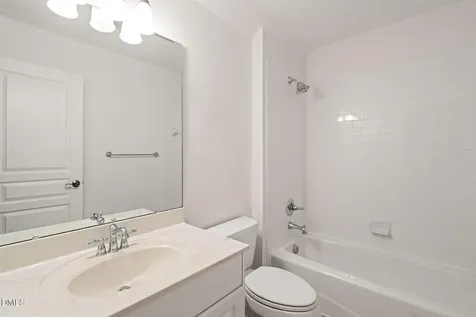 207 Oxfordshire Lane Chapel Hill NC 27517