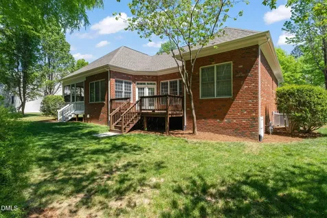 207 Oxfordshire Lane Chapel Hill NC 27517