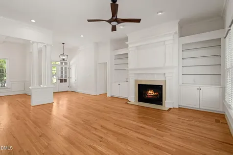 207 Oxfordshire Lane Chapel Hill NC 27517