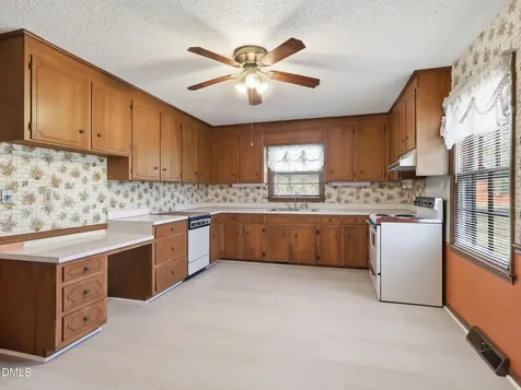 1032, 1036 Water Plant Road Zebulon NC 27597