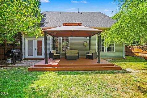 2112 Maizefield Lane Fuquay Varina NC 27526