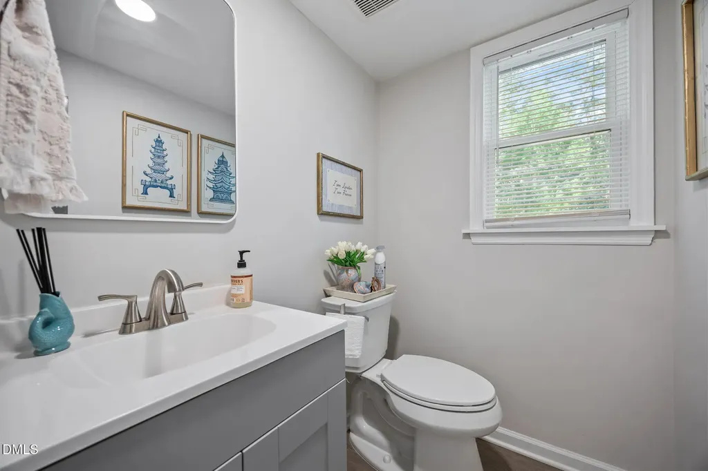 6028 Stratton Place Raleigh NC 27609