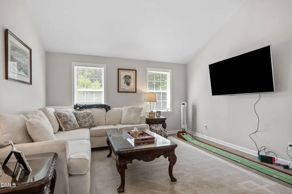 6028 Stratton Place Raleigh NC 27609
