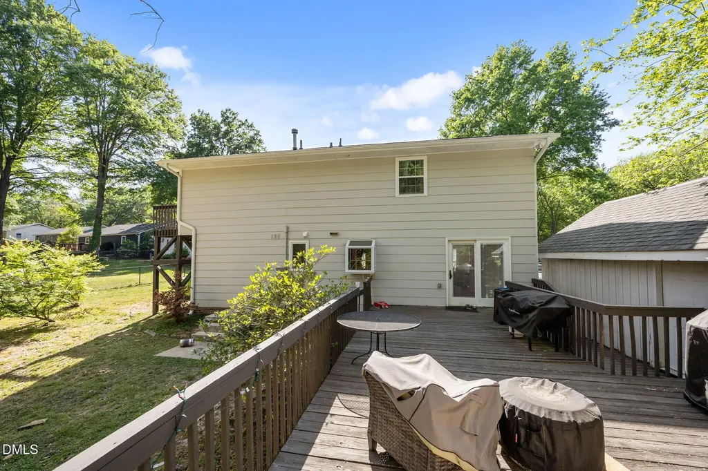 6028 Stratton Place Raleigh NC 27609