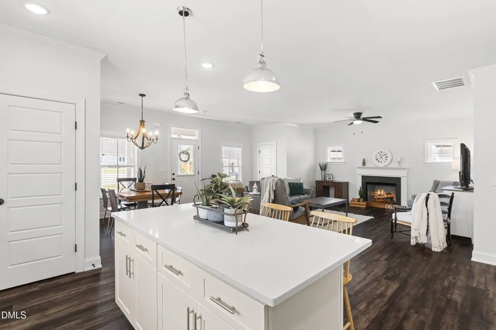 42 Winky Way Selma NC 27576