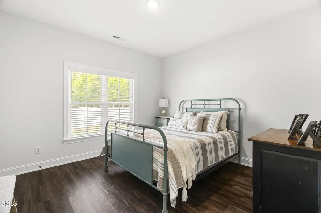 42 Winky Way Selma NC 27576