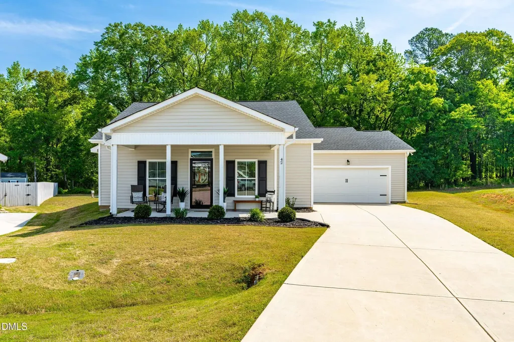 42 Winky Way Selma NC 27576