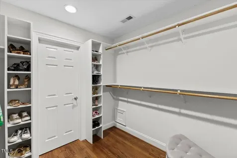 219 Arbordale Court Cary NC 27518