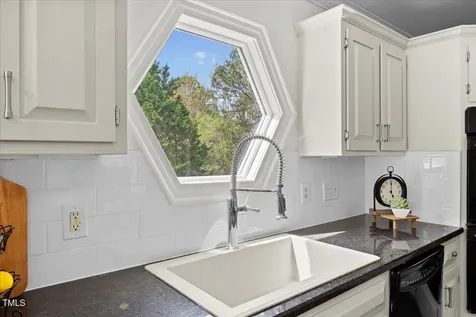 219 Arbordale Court Cary NC 27518