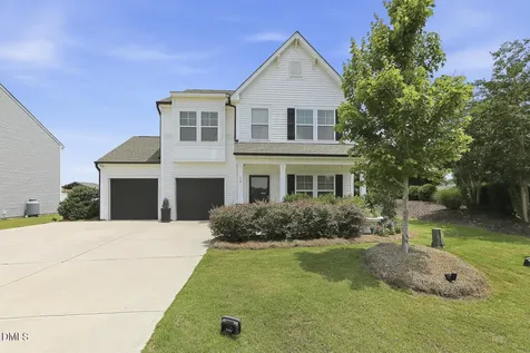 10 Arlie Lane Lillington NC 27546