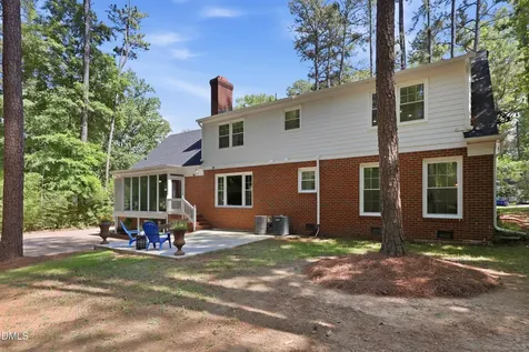 612 W Chisholm Sanford NC 27330