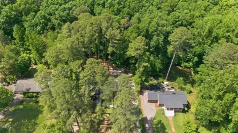 612 W Chisholm Sanford NC 27330