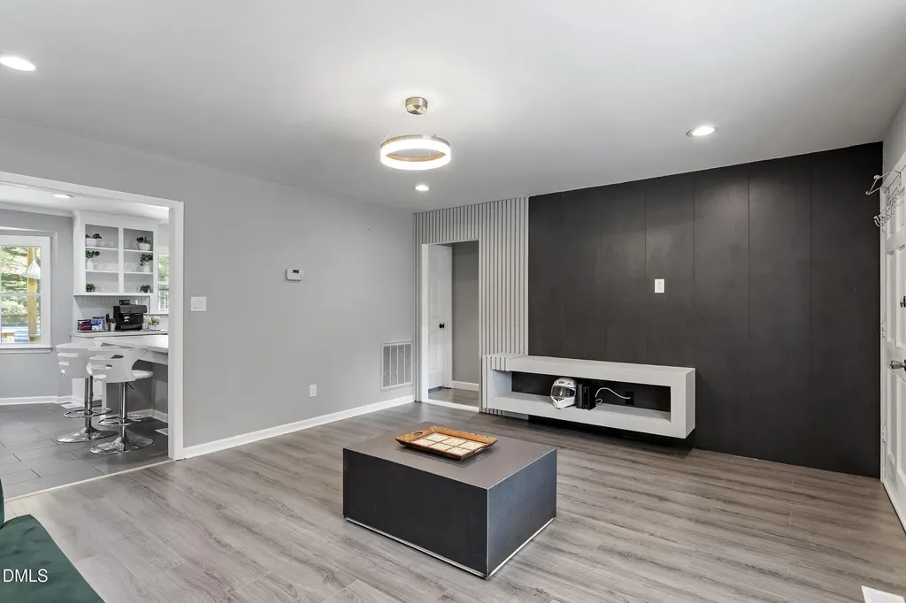 5809 Iris Lake Court Raleigh NC 27604