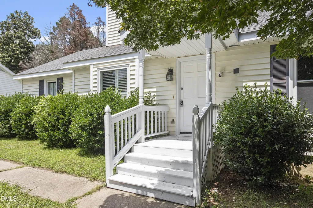 5809 Iris Lake Court Raleigh NC 27604