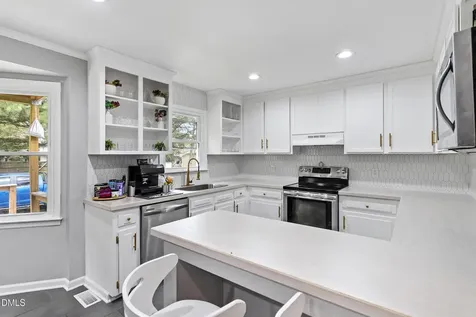 5809 Iris Lake Court Raleigh NC 27604