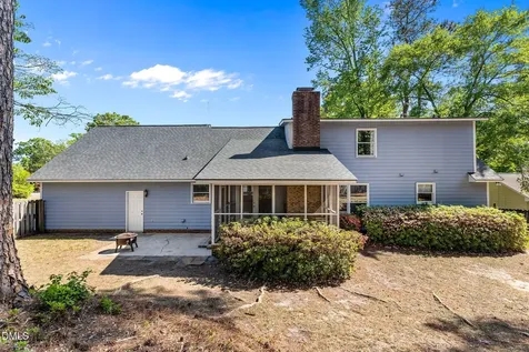 662 Georgetown Circle Fayetteville NC 28314