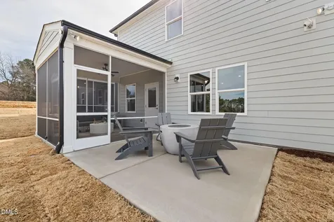 2754 Farmhouse Drive Apex NC 27502