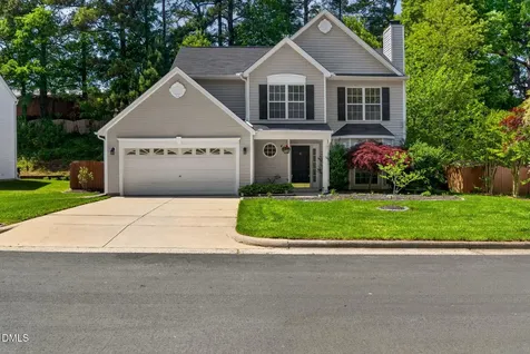 410 Bergen Avenue Apex NC 27502