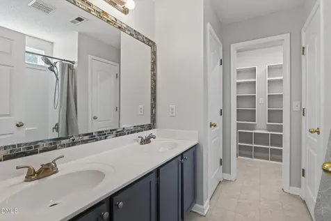 410 Bergen Avenue Apex NC 27502