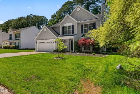 410 Bergen Avenue Apex NC 27502