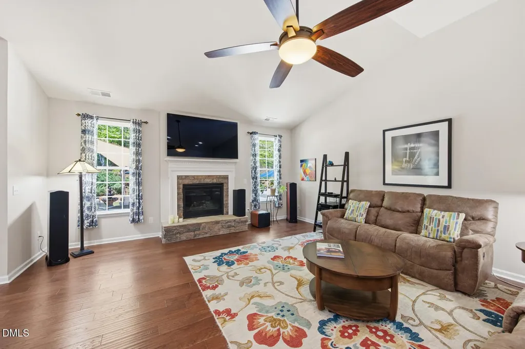 377 S Farnleigh Drive Chapel Hill NC 27517