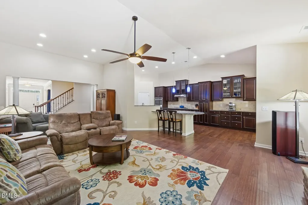 377 S Farnleigh Drive Chapel Hill NC 27517