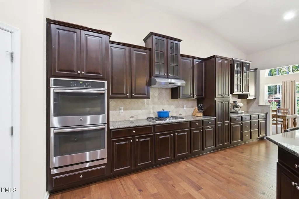 377 S Farnleigh Drive Chapel Hill NC 27517