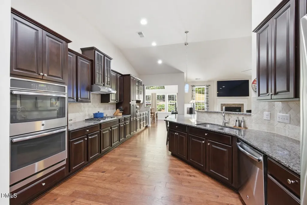 377 S Farnleigh Drive Chapel Hill NC 27517