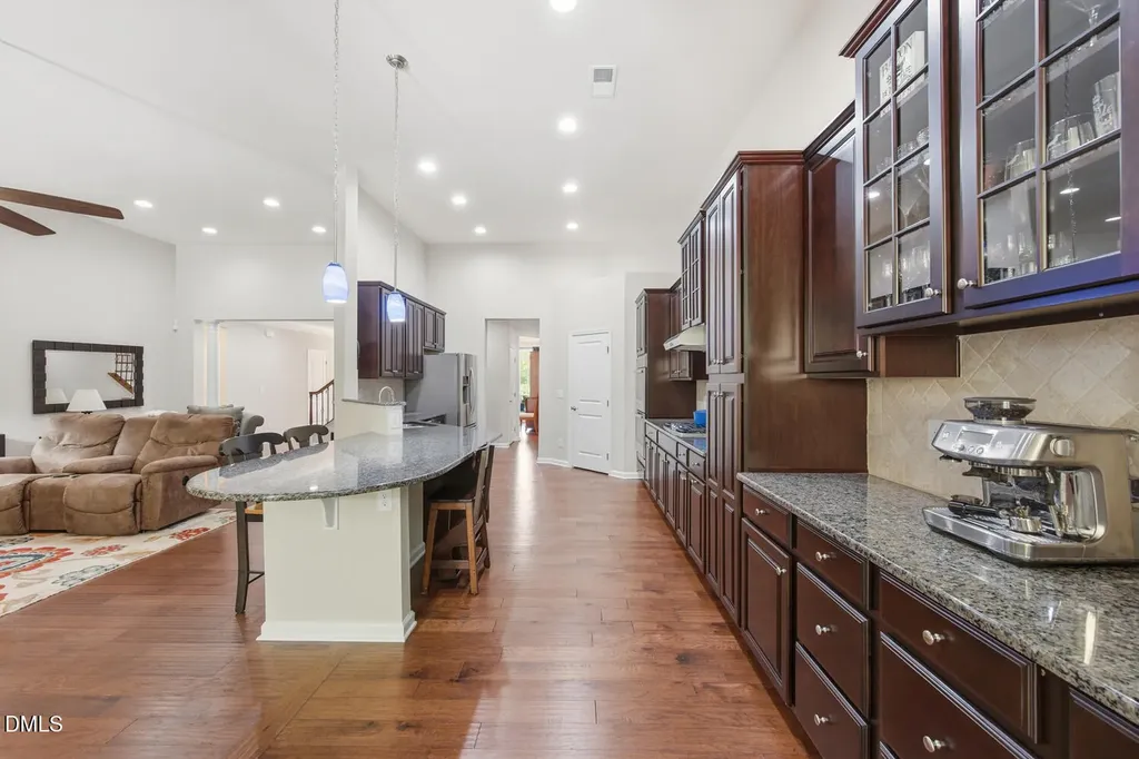 377 S Farnleigh Drive Chapel Hill NC 27517