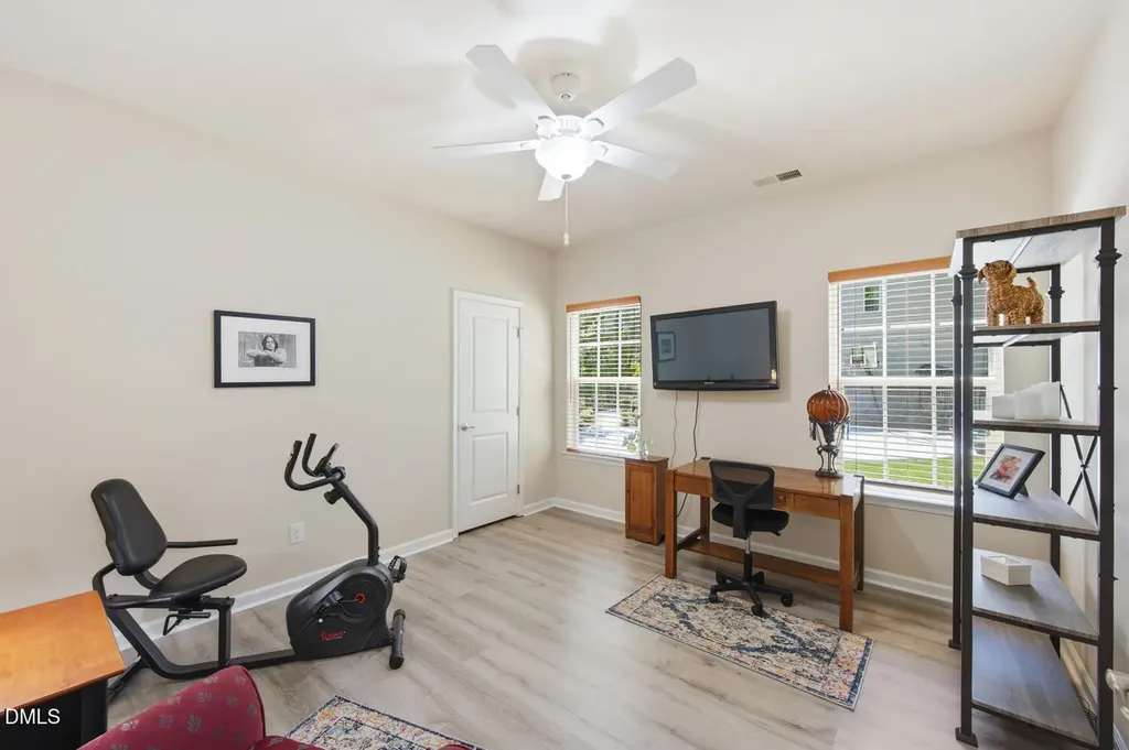 377 S Farnleigh Drive Chapel Hill NC 27517