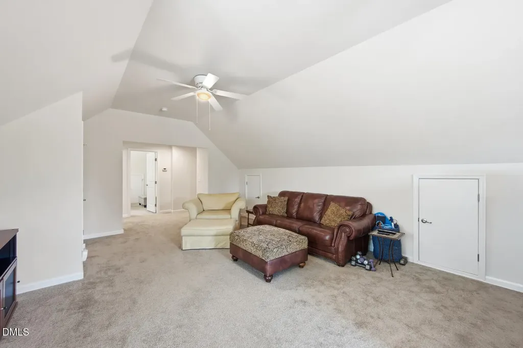 377 S Farnleigh Drive Chapel Hill NC 27517