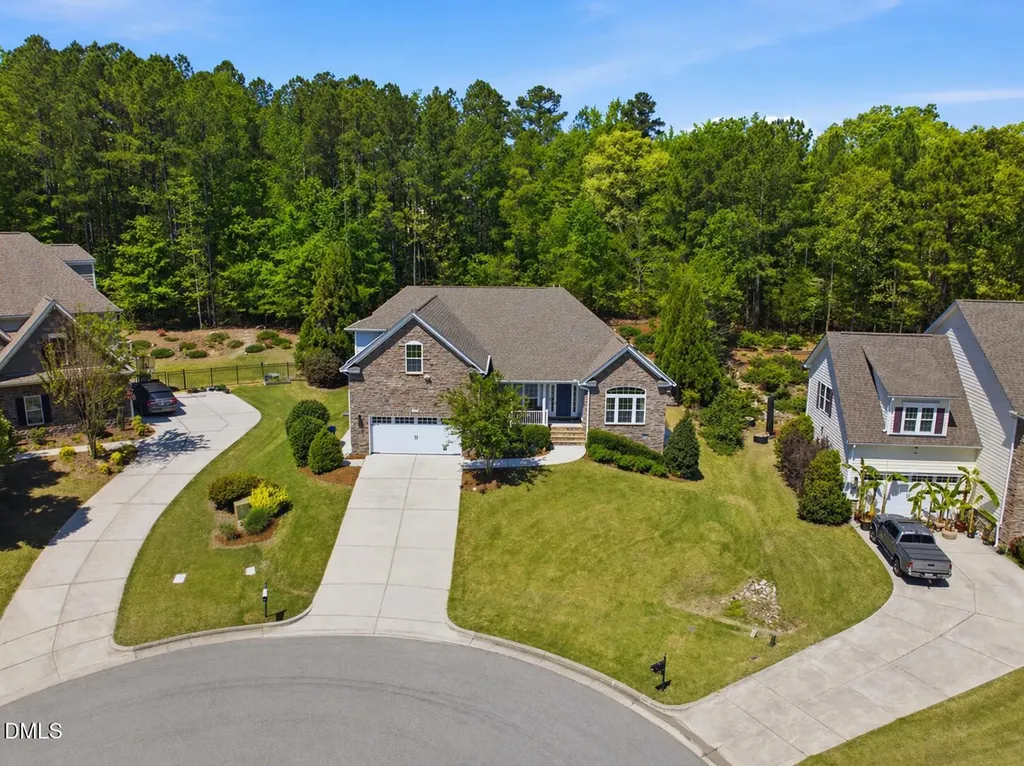 377 S Farnleigh Drive Chapel Hill NC 27517