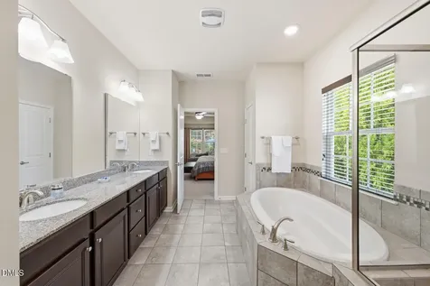 377 S Farnleigh Drive Chapel Hill NC 27517