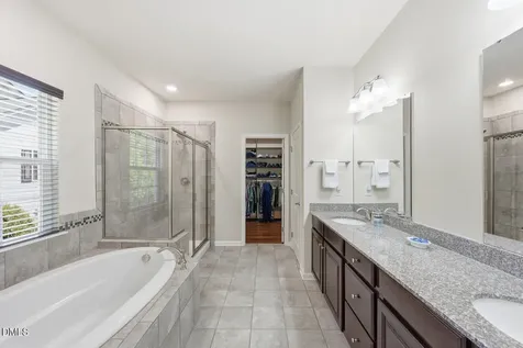 377 S Farnleigh Drive Chapel Hill NC 27517