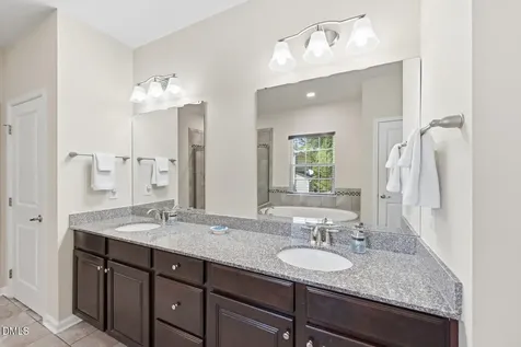 377 S Farnleigh Drive Chapel Hill NC 27517
