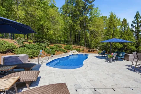377 S Farnleigh Drive Chapel Hill NC 27517