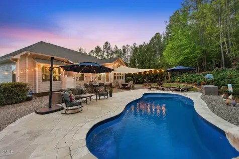 377 S Farnleigh Drive Chapel Hill NC 27517