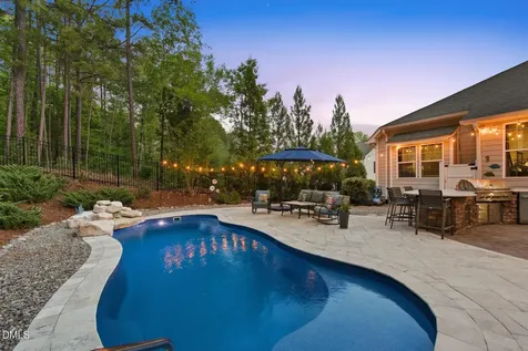 377 S Farnleigh Drive Chapel Hill NC 27517
