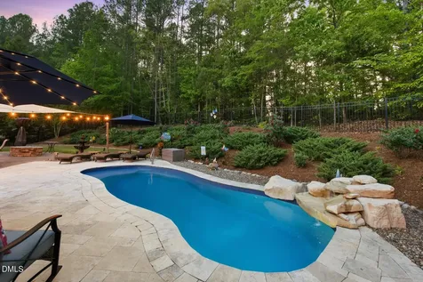 377 S Farnleigh Drive Chapel Hill NC 27517