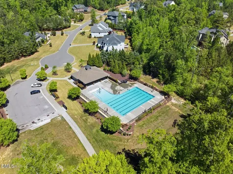 377 S Farnleigh Drive Chapel Hill NC 27517
