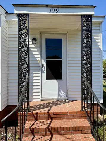 199 E Main Street Coats NC 27521