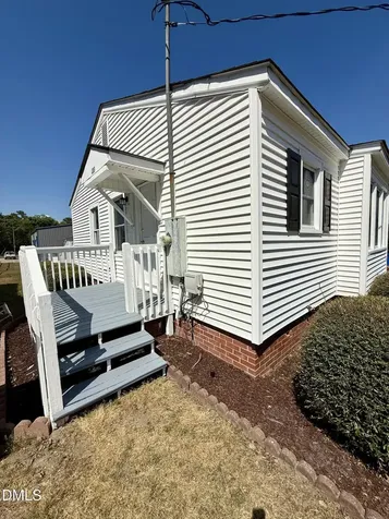 199 E Main Street Coats NC 27521