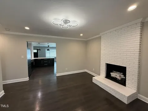 215 Walnut Street Cary NC 27511