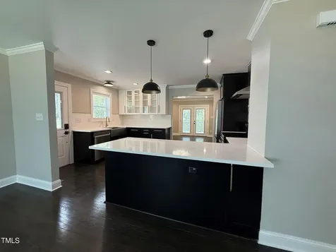 215 Walnut Street Cary NC 27511
